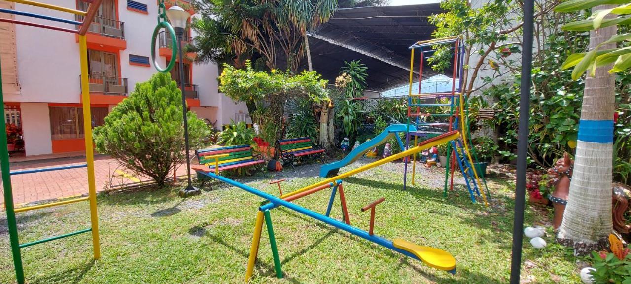 Hotel Emperador Barbosa  Εξωτερικό φωτογραφία