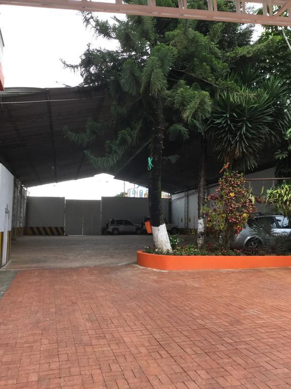 Hotel Emperador Barbosa  Εξωτερικό φωτογραφία